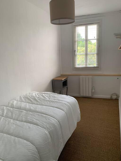 Gite La Petite Maison Guîtres Kültér fotó