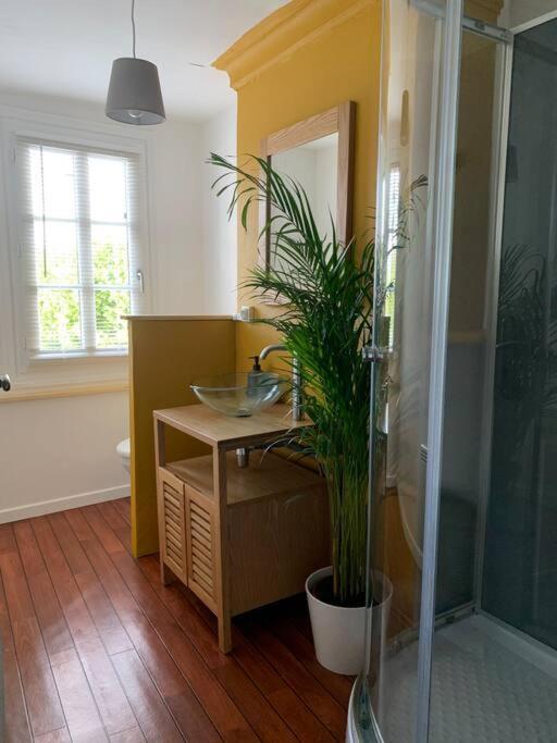 Gite La Petite Maison Guîtres Kültér fotó