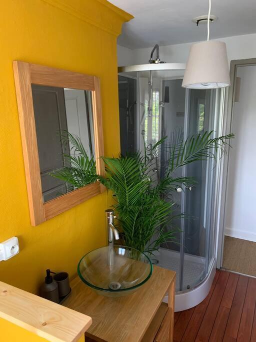 Gite La Petite Maison Guîtres Kültér fotó